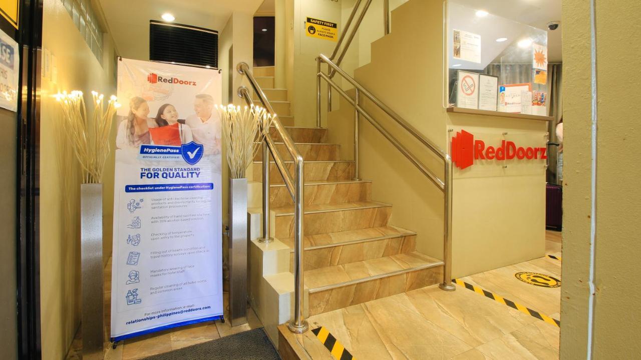 Reddoorz At Hotel Rosemarie Pasay Esterno foto