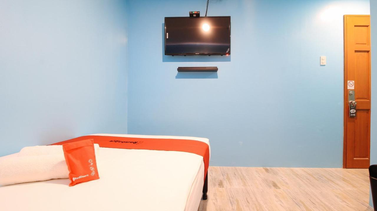 Reddoorz At Hotel Rosemarie Pasay Esterno foto