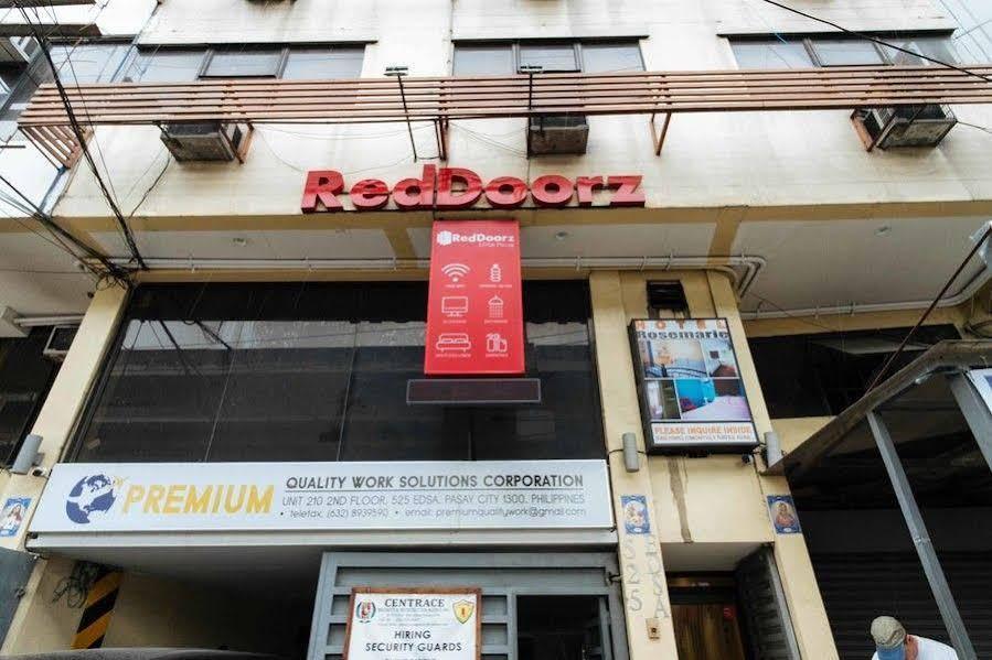 Reddoorz At Hotel Rosemarie Pasay Esterno foto