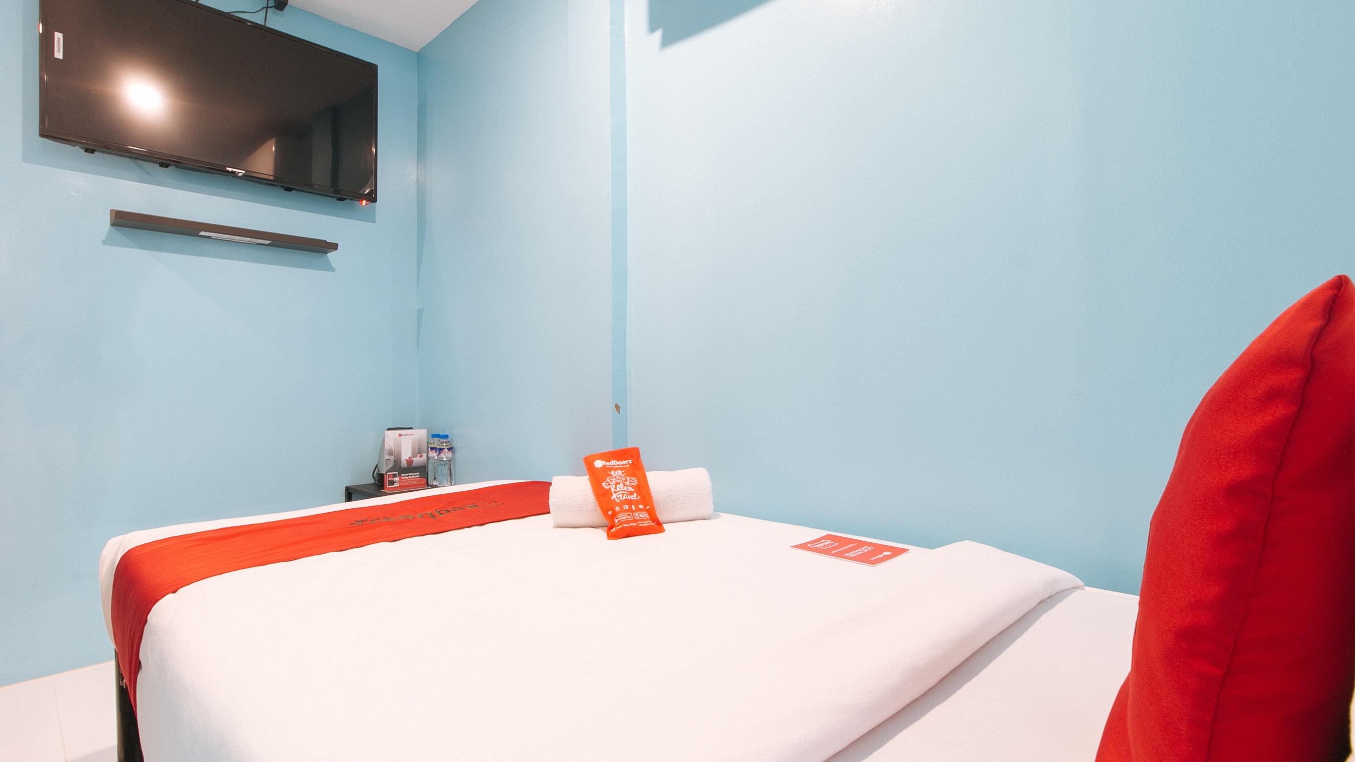 Reddoorz At Hotel Rosemarie Pasay Esterno foto