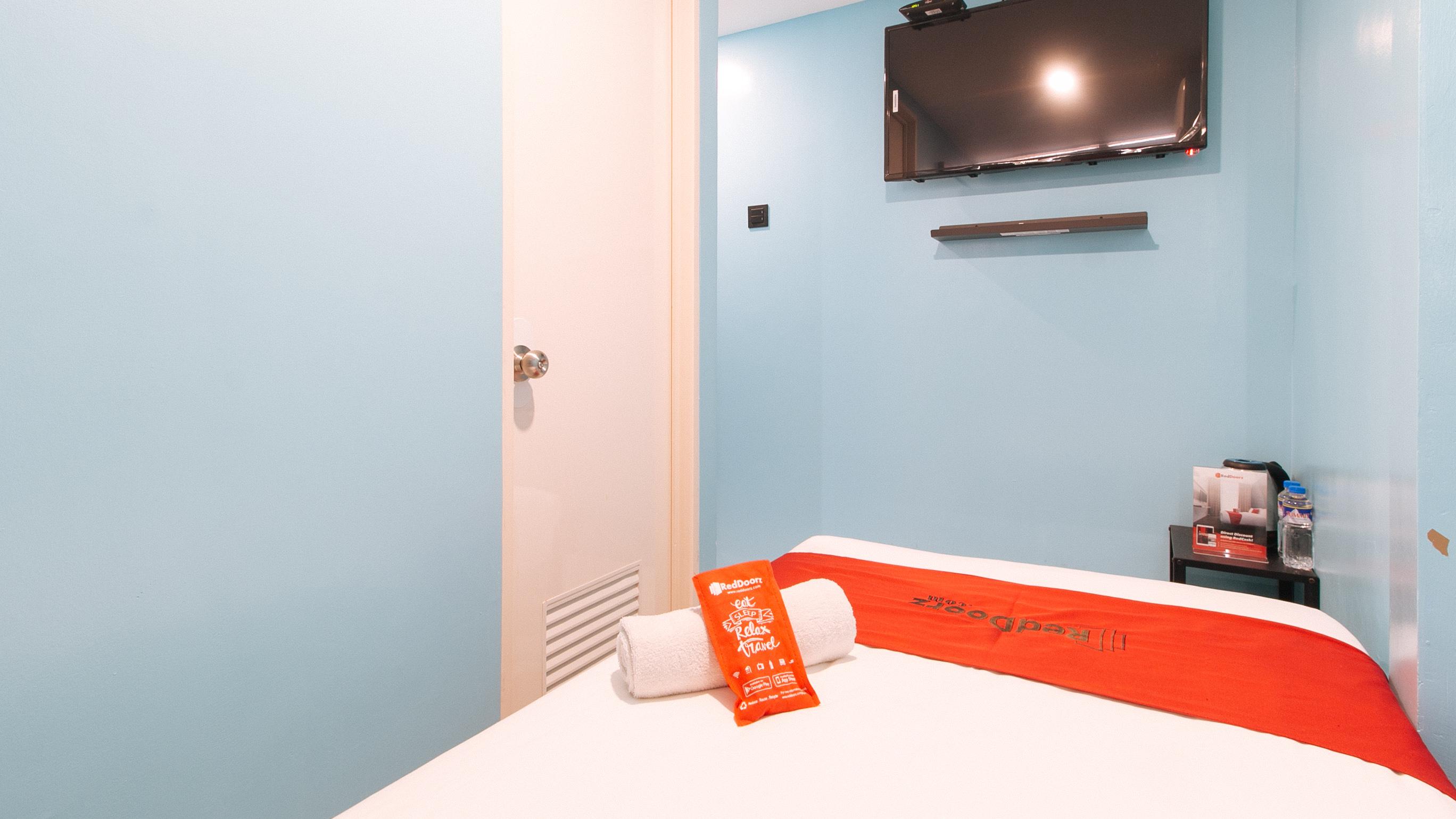 Reddoorz At Hotel Rosemarie Pasay Esterno foto