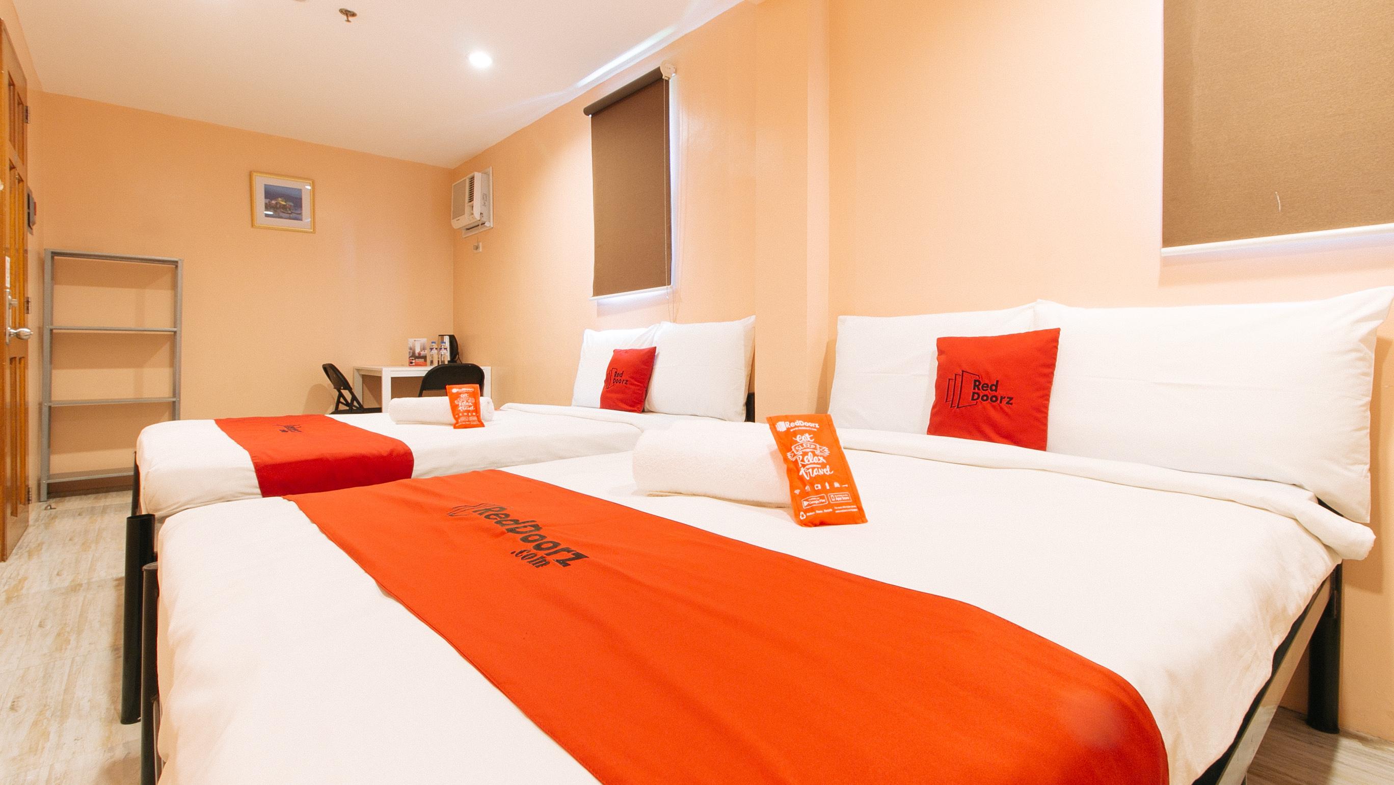 Reddoorz At Hotel Rosemarie Pasay Esterno foto