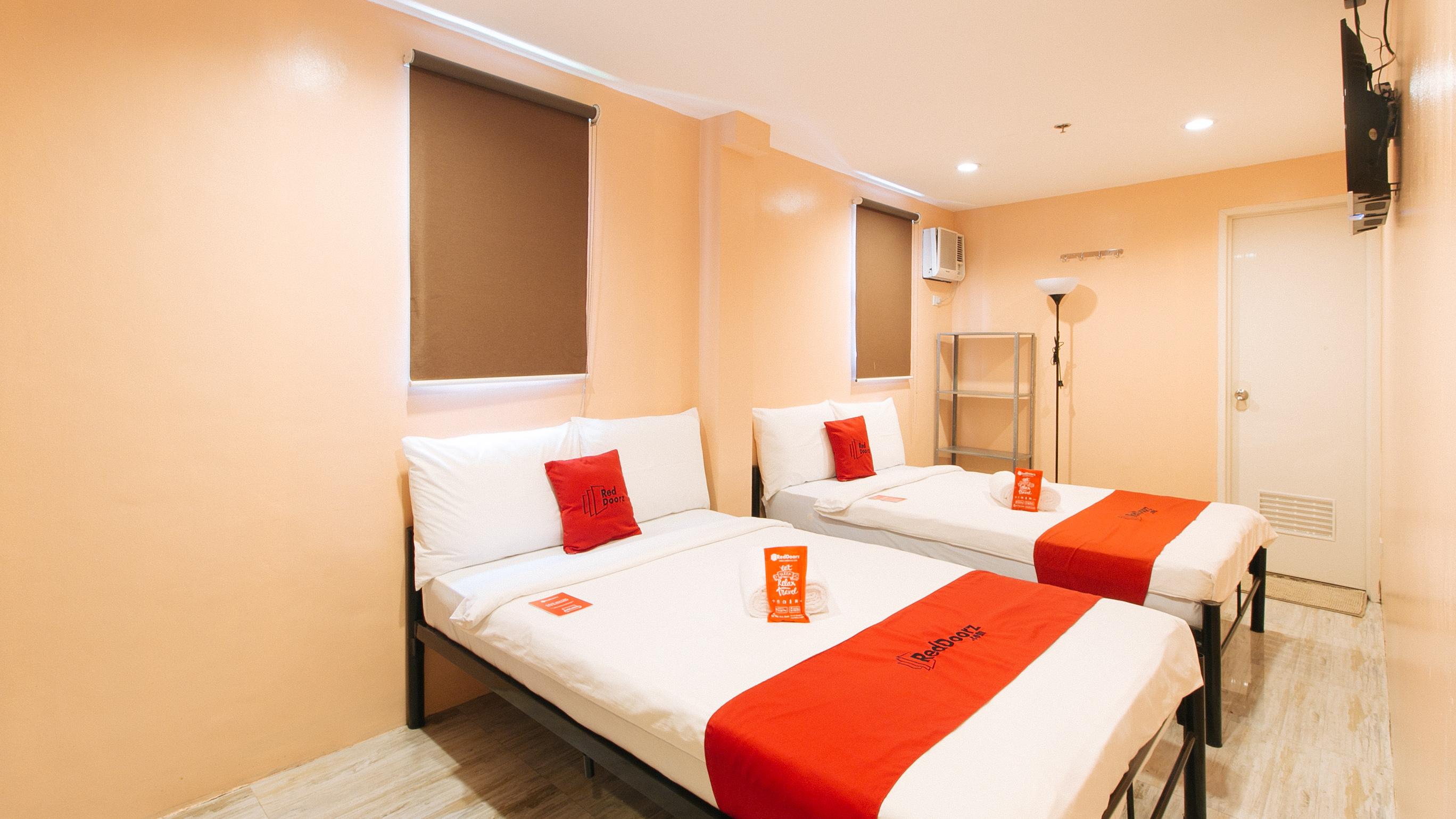 Reddoorz At Hotel Rosemarie Pasay Esterno foto