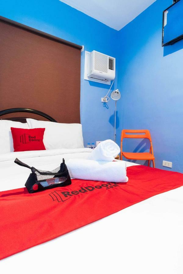 Reddoorz At Hotel Rosemarie Pasay Esterno foto